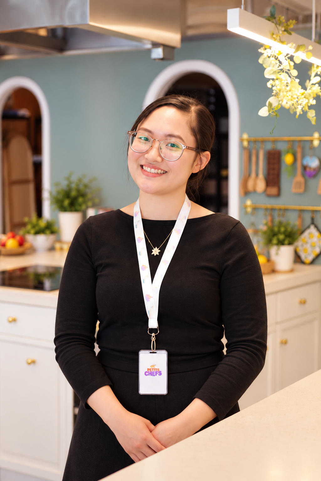 Davin, Administration and social media manager